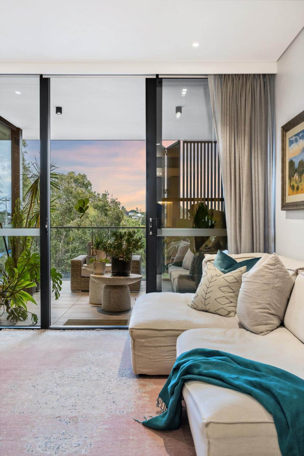 WEB 205 5 Davies Road Claremont 4