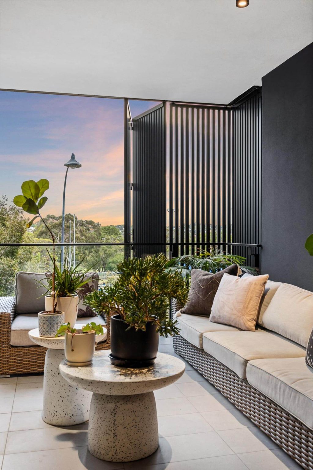 WEB 205 5 Davies Road Claremont 5